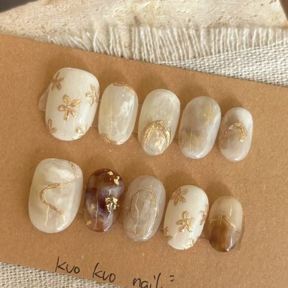 Alternative view of Ivory Opal Bloom Gold Press-On Nail Extensions